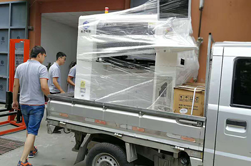 嘉興客戶SMT設(shè)備專車送貨，貨到上門安裝調(diào)試